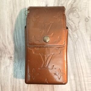 Authentic LOUIS VUITTON VERNIS GREENE CIGARETTE CASE SHOULDER BAG